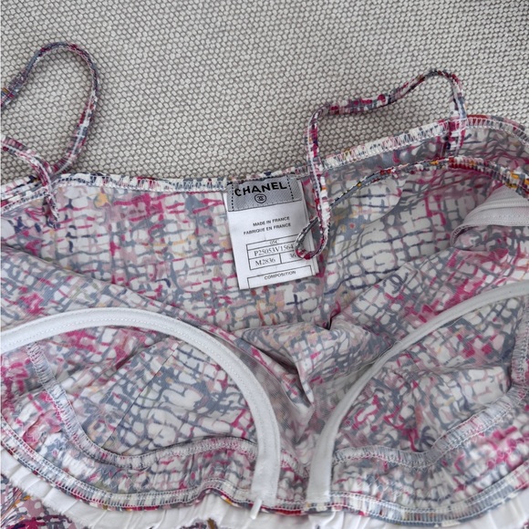 chanel mini dress - Picture 5 of 6